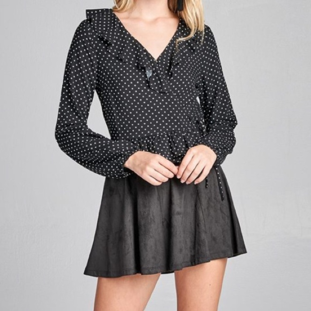 Active USA Polkadot Black Long Sleeve Top